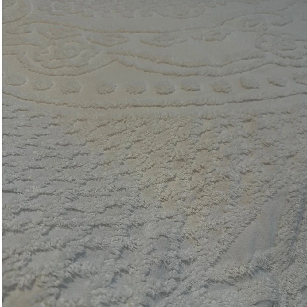 Vintage Chenille Bedspread White Tufted Floral Medallion Shabby Chic READ MCM